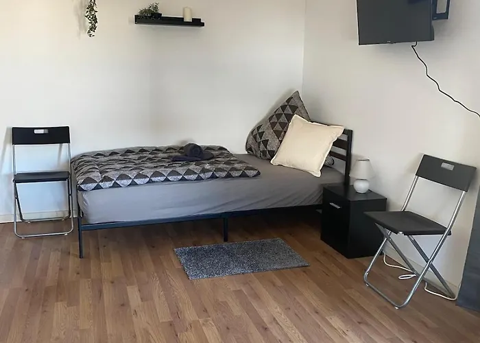 Terrassenwohnung Fuer 2 Im Herzen Andernachs Andernach